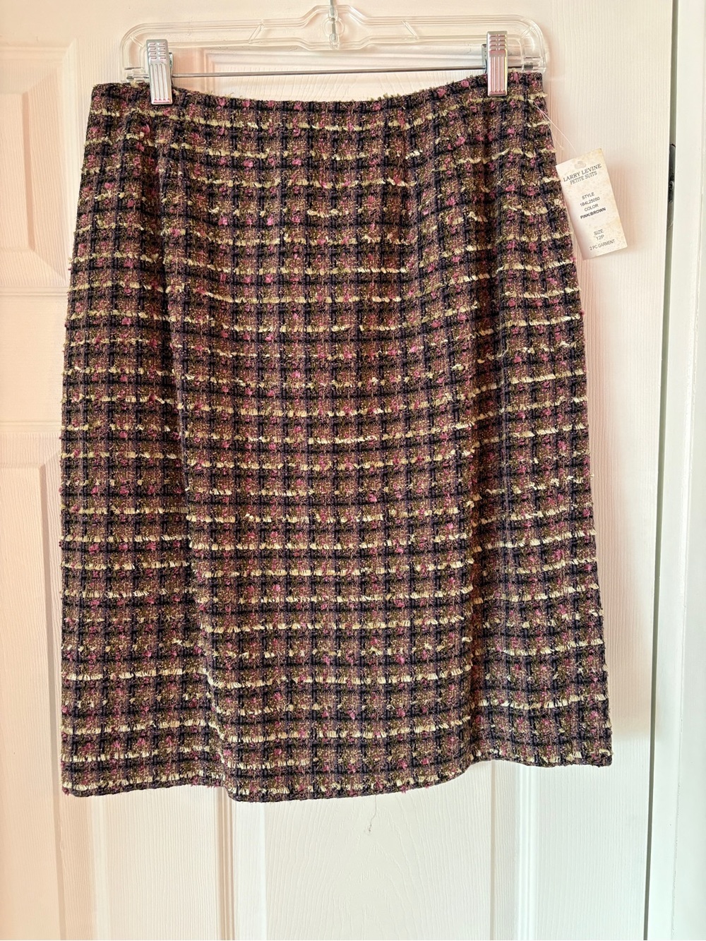 Larry Levine Tweed Skirt in Brown and Pink Plaid
